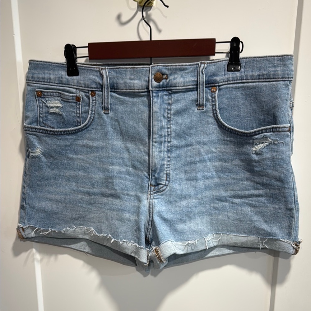 Madewell High Rise Denim Shorts Light Wash Distressed Size 31 - Picture 2 of 16